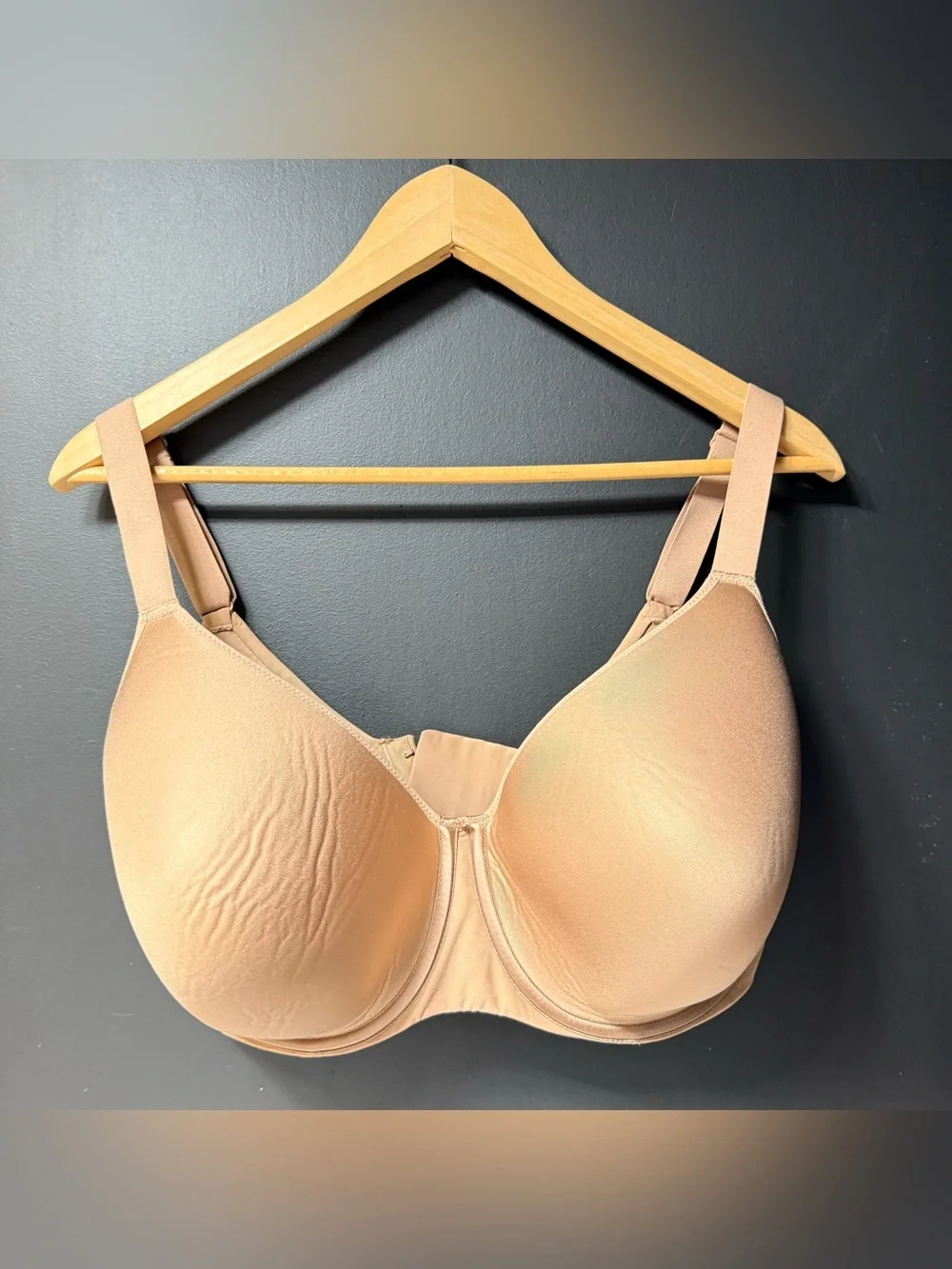 Chantelle Comfort Chic Back Smoothing T-Shirt Bra